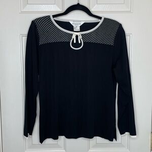Exclusively Misook Petite Black White Knit Long Sleeve Blouse Medium